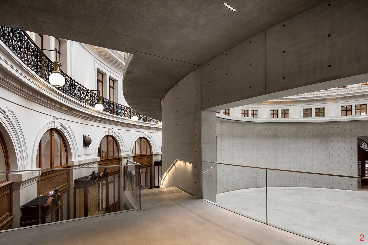 découvrez la collection pinault à la bourse de commerce à paris : un lieu d’art contemporain incontournable exposant des œuvres majeures dans un cadre architectural unique en plein cœur de la capitale.
