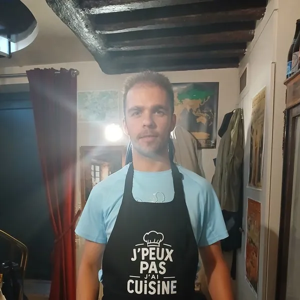 découvrez 20 astuces incontournables pour réussir vos plats comme un chef à paris. conseils pratiques, idées créatives et secrets de cuisine pour tous les passionnés culinaires.