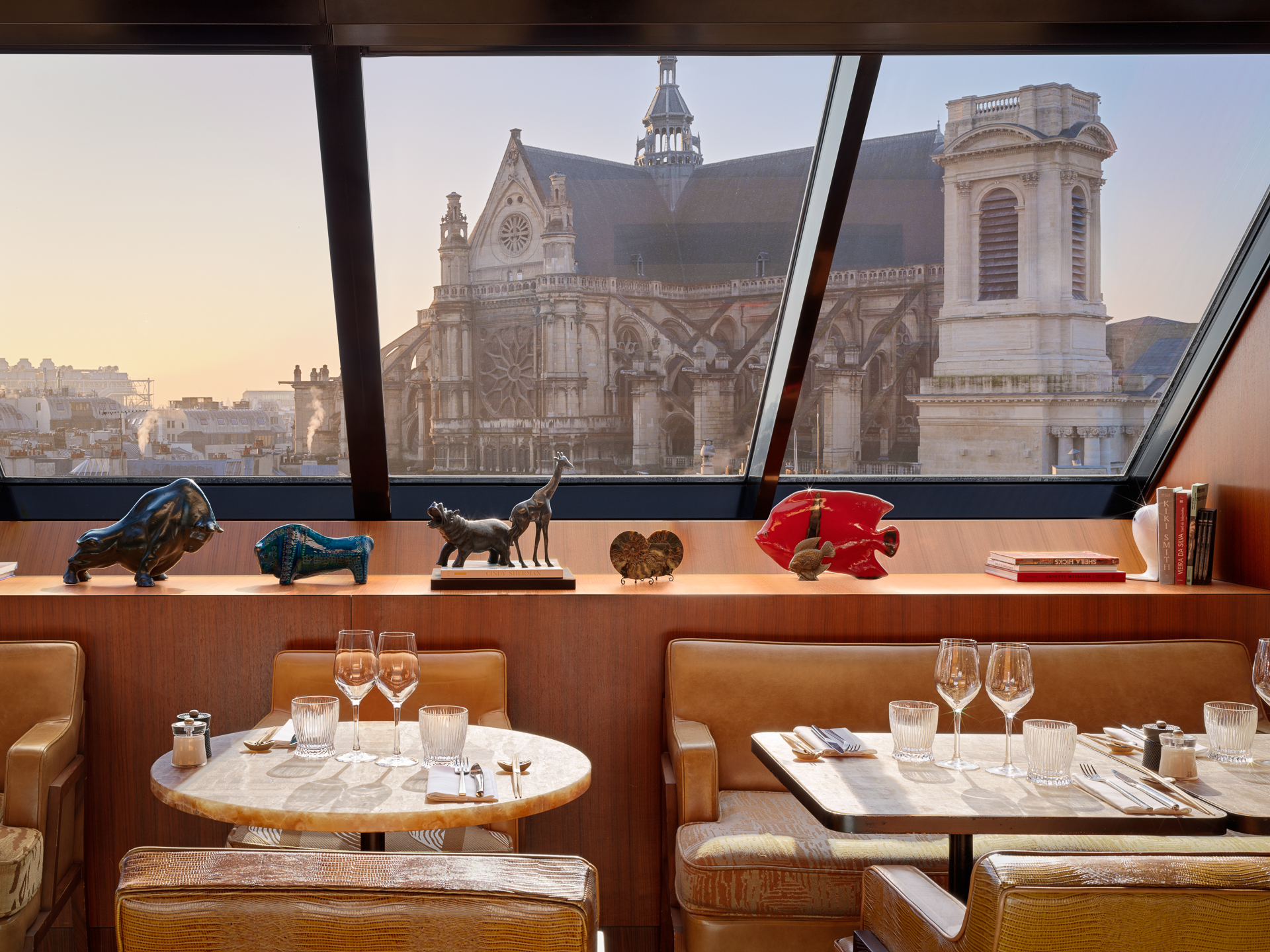 découvrez l'univers de la cuisine parisienne : recettes traditionnelles, astuces de chefs et bonnes adresses pour savourer le meilleur de paris. plongez dans l'art culinaire au cœur de la capitale française.