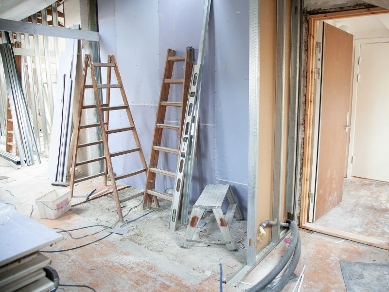 obtenez rapidement un devis personnalisé pour vos travaux de rénovation à paris. comparez les offres de professionnels qualifiés et réalisez votre projet au meilleur prix.