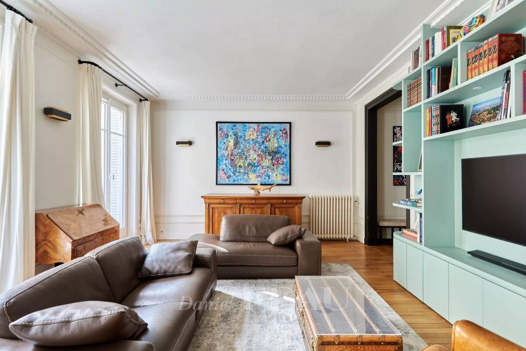 découvrez nos services de rénovation d'appartement dans le 16e arrondissement de paris pour 2025 : travaux sur mesure, conseils personnalisés et accompagnement complet pour transformer votre espace de vie.