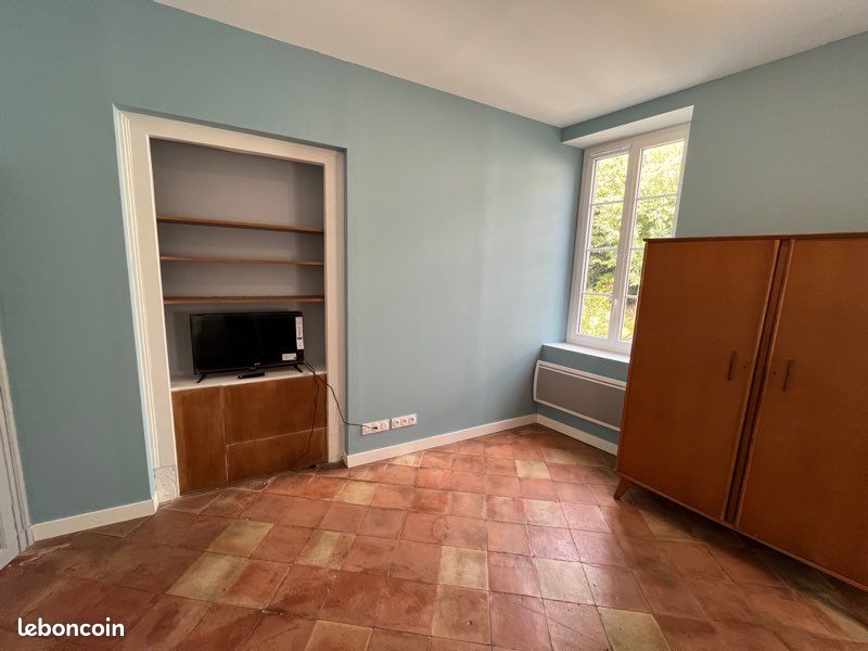 découvrez nos conseils et solutions pour réussir la rénovation d'un appartement de 30m2 : aménagement, optimisation de l'espace, idées déco et astuces pour un intérieur moderne et fonctionnel.