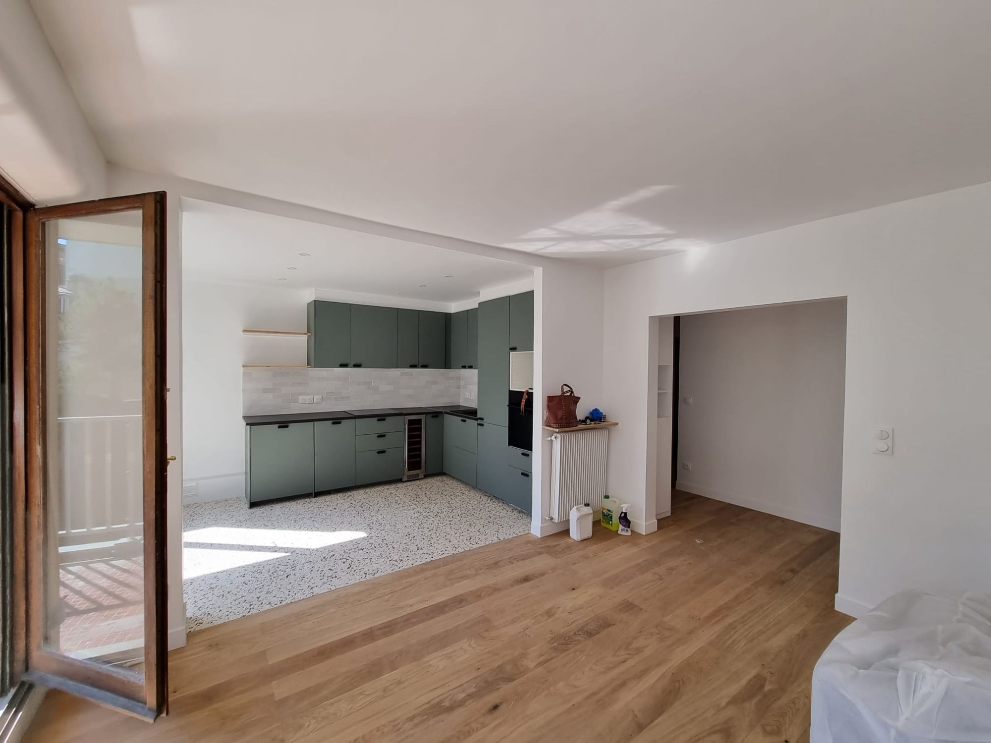confiez la rénovation de votre appartement à neuilly à des experts. modernisation, optimisation de l’espace et finitions soignées pour un intérieur à votre image.