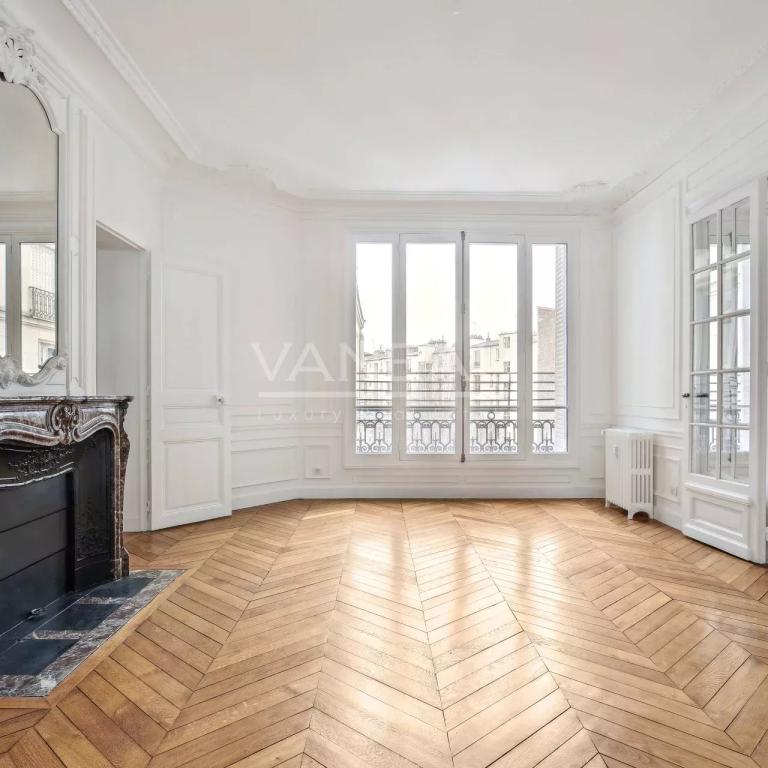 confiez la rénovation de votre appartement à paris 14 à des experts. travaux sur-mesure, conseils personnalisés, optimisation de l'espace et finitions de qualité. demandez votre devis gratuit dès maintenant !