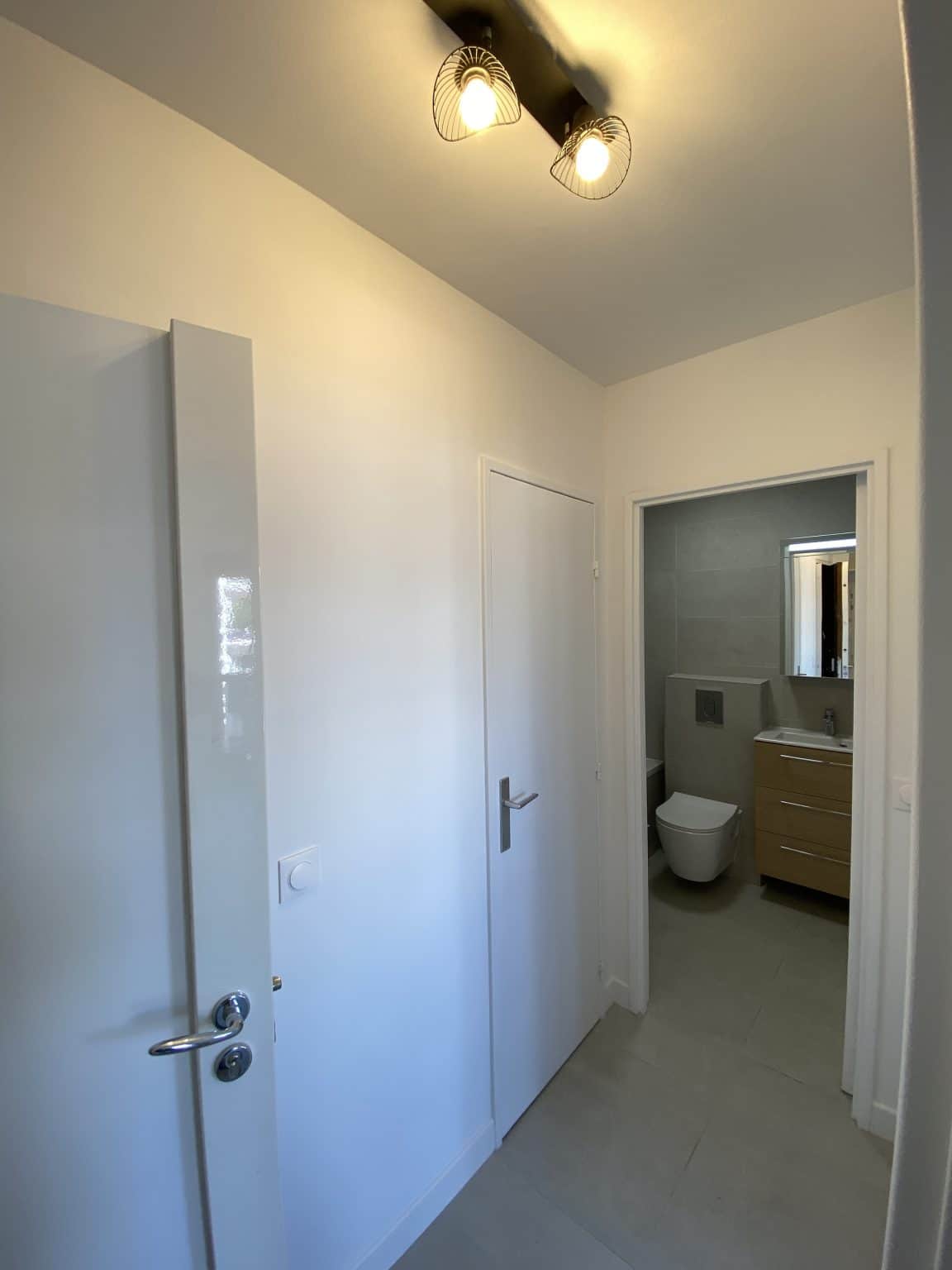 confiez la rénovation de votre appartement à paris 20 à des experts qualifiés. profitez de conseils personnalisés, d’un accompagnement sur-mesure et d’une transformation de qualité pour votre intérieur.