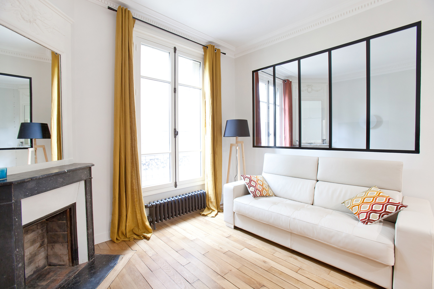 confiez la rénovation de votre appartement à paris à des experts qualifiés. modernisation, optimisation de l’espace, décoration sur-mesure : obtenez un devis personnalisé et redonnez vie à votre intérieur.