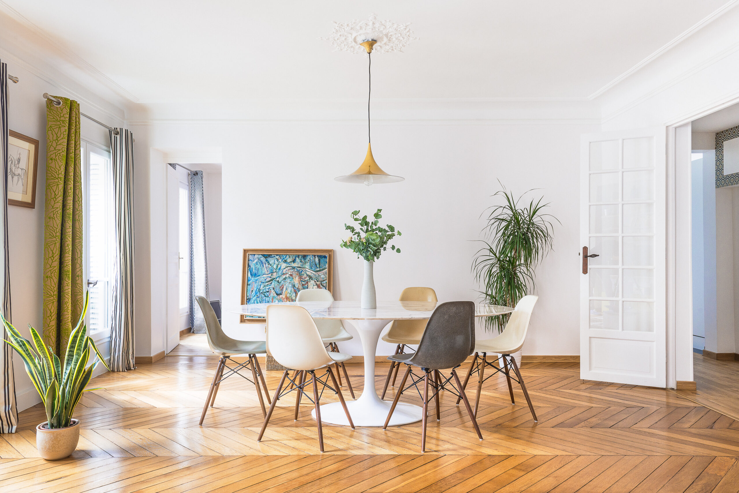confiez la rénovation de votre appartement à paris à des experts. solutions sur mesure, conseils personnalisés et travaux de qualité pour transformer votre espace de vie.