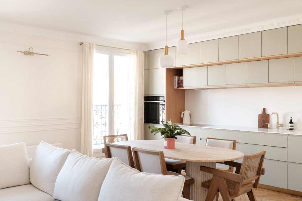 confiez la rénovation de votre appartement à paris à des experts. nous vous accompagnons de la conception à la réalisation pour un intérieur moderne, fonctionnel et sur-mesure. devis gratuit !