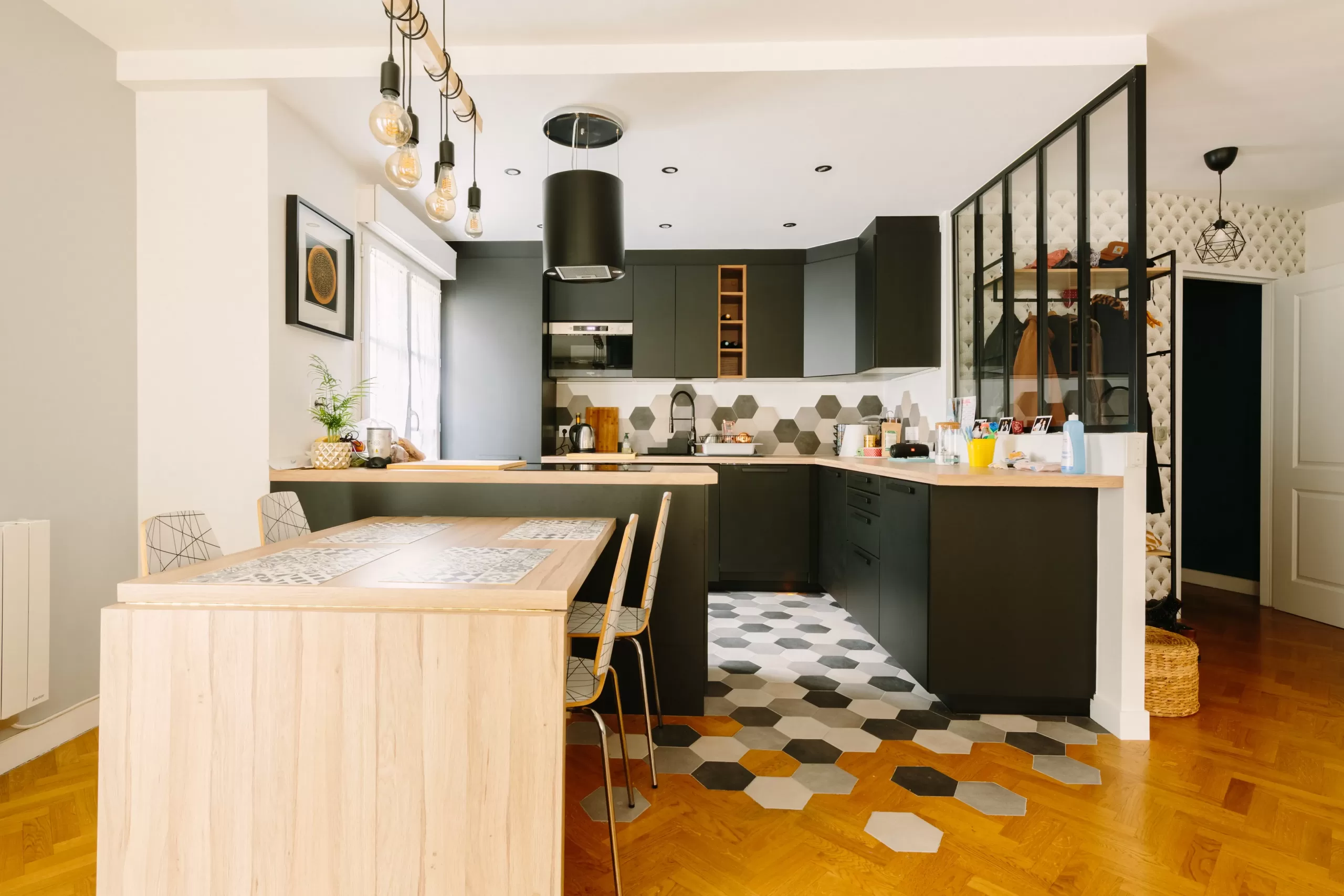 découvrez nos conseils et solutions pour la rénovation d'appartement : idées, étapes clés, coûts et astuces pour transformer et moderniser votre espace de vie en toute simplicité.
