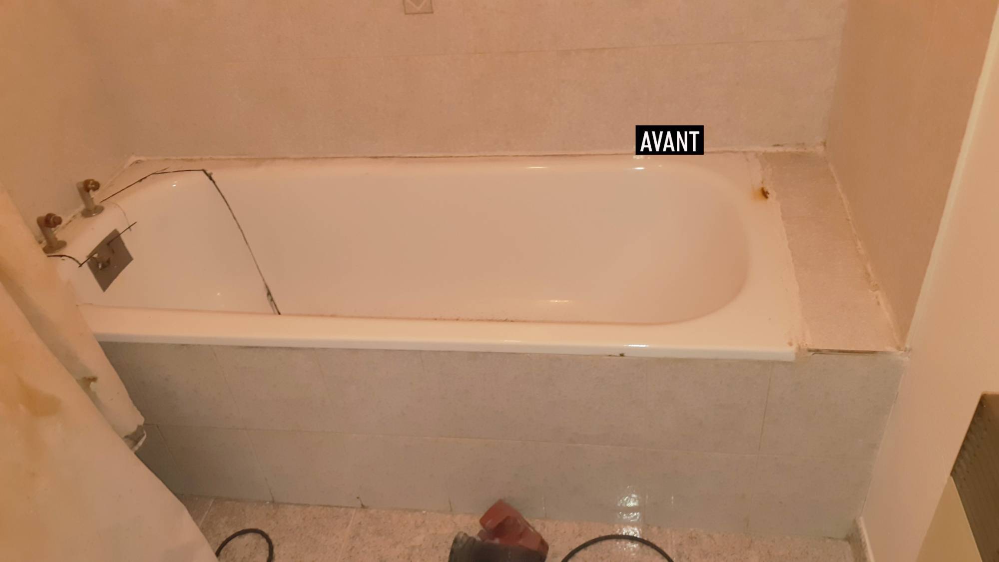redonnez vie à votre salle de bain grâce à la rénovation de baignoire. découvrez nos conseils et solutions pour rénover facilement votre baignoire : techniques, prix, astuces, et étapes pour un résultat impeccable.