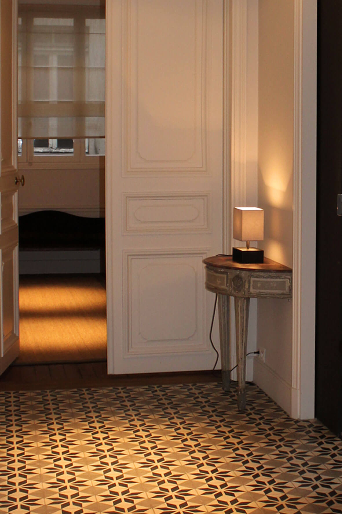 découvrez nos services de rénovation chic à paris : un accompagnement personnalisé pour moderniser et sublimer votre intérieur avec élégance et raffinement.
