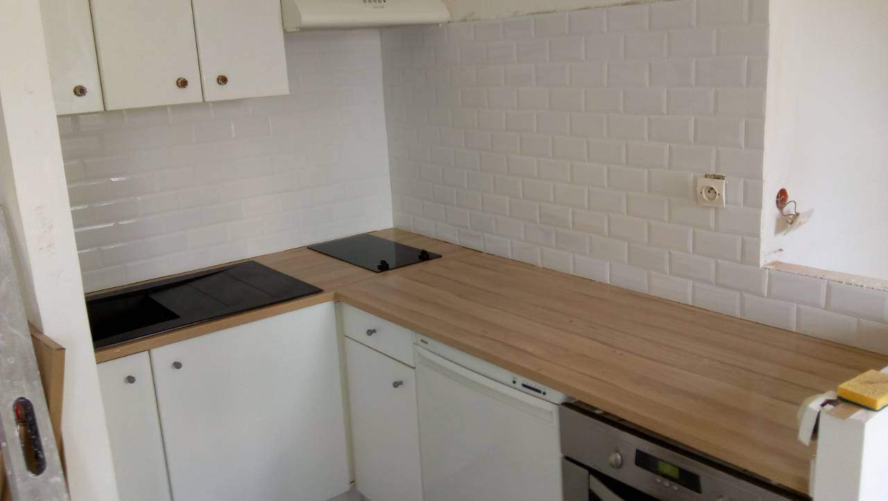 confiez la rénovation de votre cuisine dans le 5ème arrondissement à des experts. solutions sur mesure, modernisation, agencement et design pour une cuisine fonctionnelle et élégante.