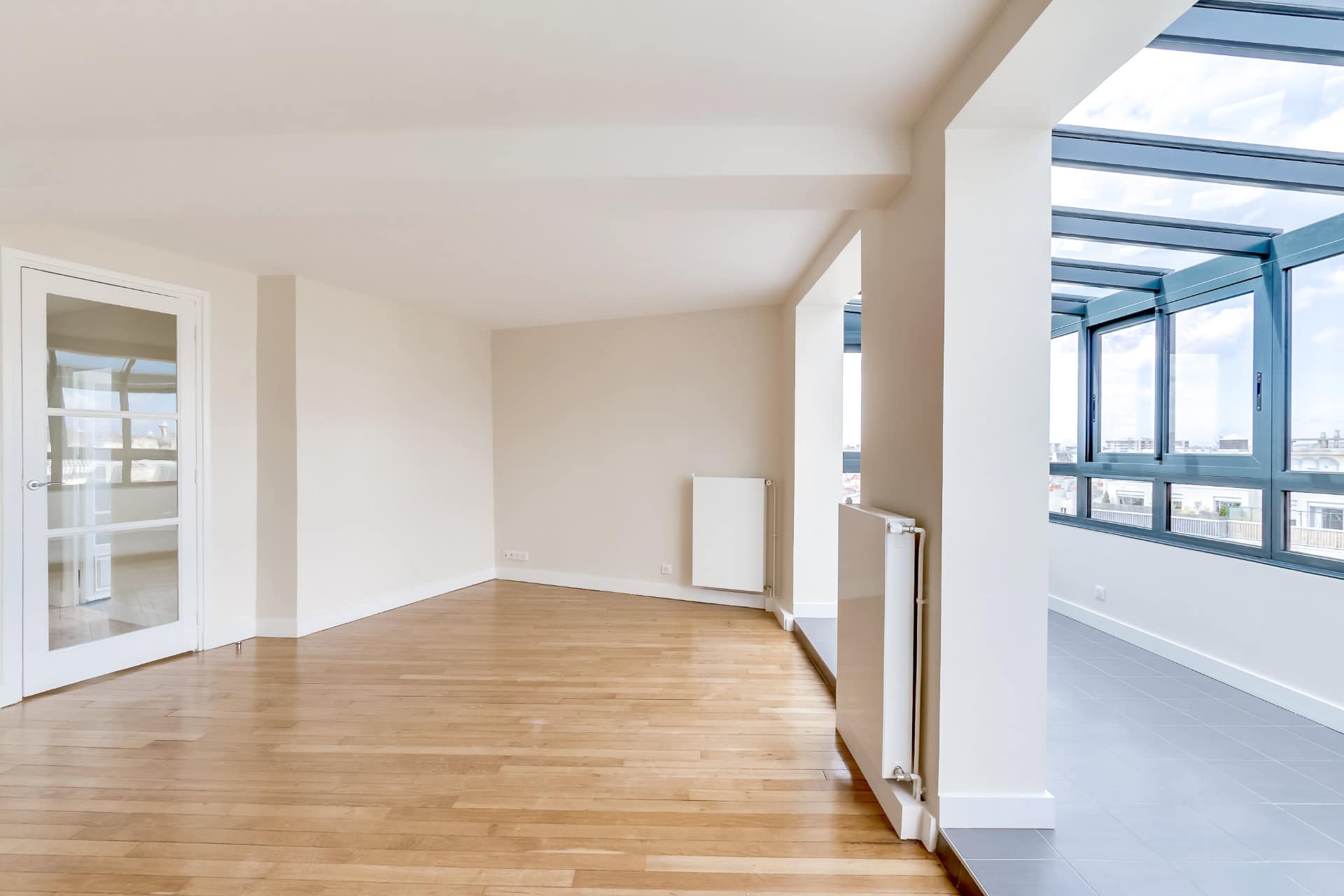 confiez votre rénovation intérieure à paris à des experts qualifiés. bénéficiez de conseils personnalisés et de travaux sur-mesure pour sublimer votre appartement ou maison dans la capitale.
