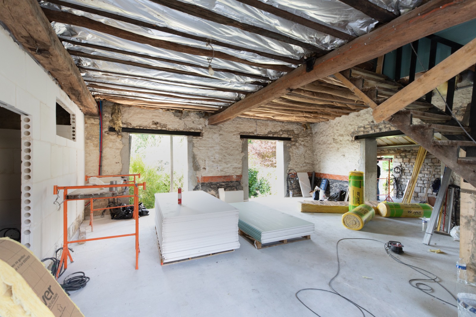 découvrez nos astuces et conseils pour une rénovation intérieure économique sans compromis sur la qualité. optimisez votre budget et transformez votre intérieur facilement !