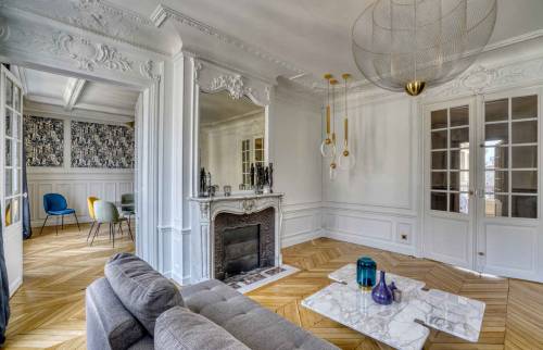 découvrez nos solutions complètes de rénovation de logement à paris : optimisation d’espace, modernisation, travaux sur mesure et accompagnement personnalisé pour valoriser votre bien immobilier dans la capitale.