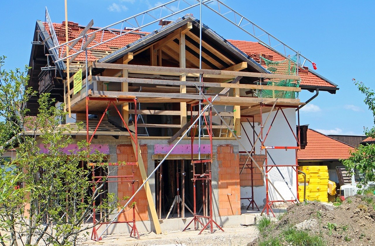 découvrez nos conseils et astuces pour réussir la rénovation de votre maison : budget, travaux, aménagement intérieur et extérieur. transformez votre habitat selon vos envies !