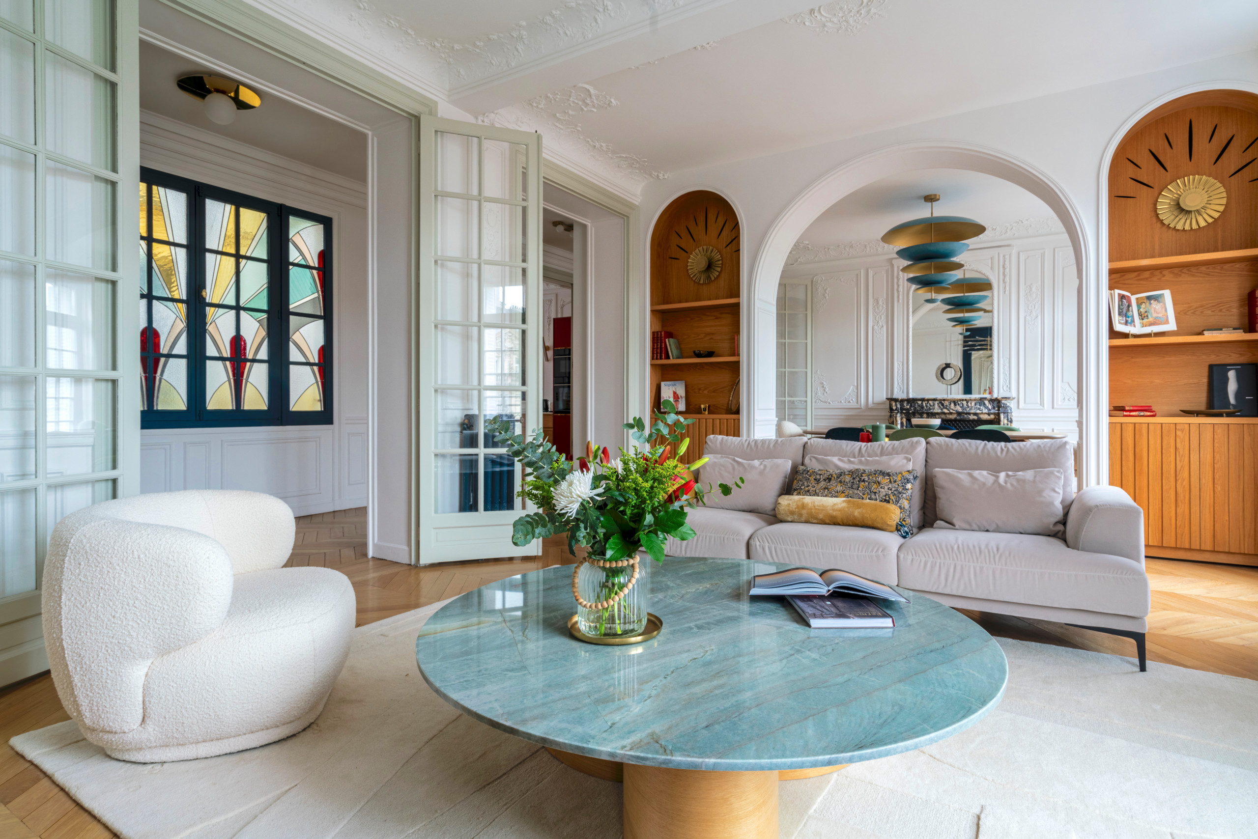 confiez la rénovation de votre maison à paris à des experts qualifiés pour transformer votre intérieur avec professionnalisme. conseils personnalisés, travaux de qualité et respect des délais.