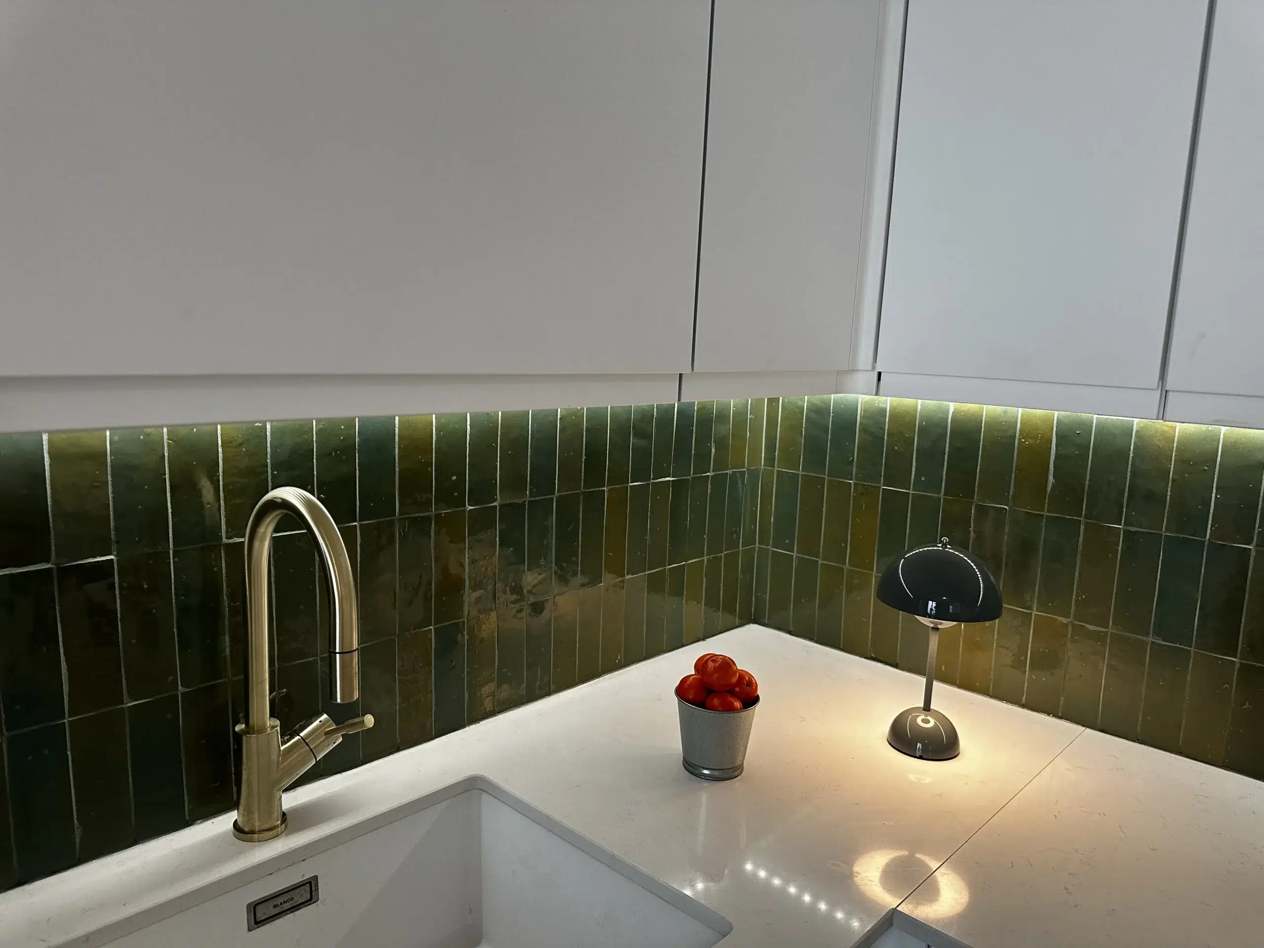 transformez votre espace avec une rénovation moderne d’appartement à paris 12. profitez de conseils professionnels, d’un design contemporain et d’une réalisation sur mesure pour sublimer votre intérieur.