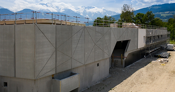 découvrez nos conseils et solutions pour réussir votre rénovation en montagne : isolation, matériaux adaptés, design authentique et économies d'énergie pour un habitat confortable toute l'année.