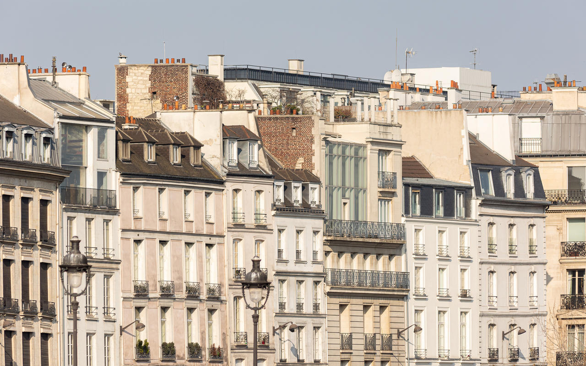 découvrez nos services de rénovation à paris : transformation d'appartements, maisons et locaux professionnels. devis gratuit, accompagnement sur-mesure, artisans expérimentés, qualité et respect des délais.