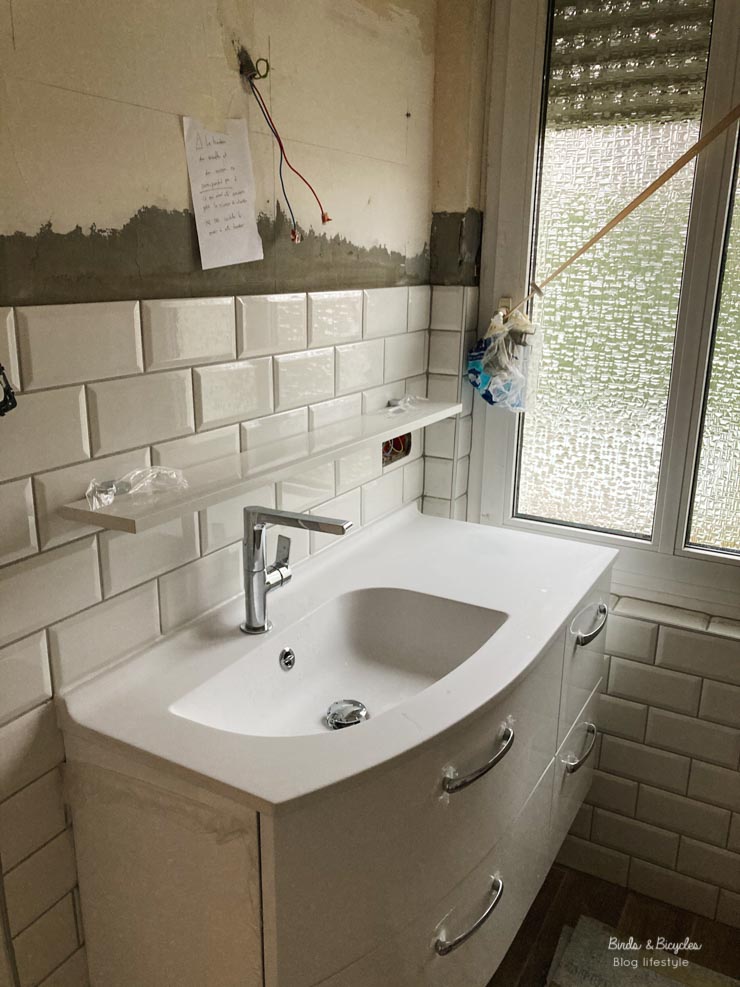 transformez votre salle de bain avec notre service de rénovation. conseils personnalisés, matériaux de qualité et réalisations sur mesure pour moderniser et valoriser votre espace. demandez votre devis gratuit !