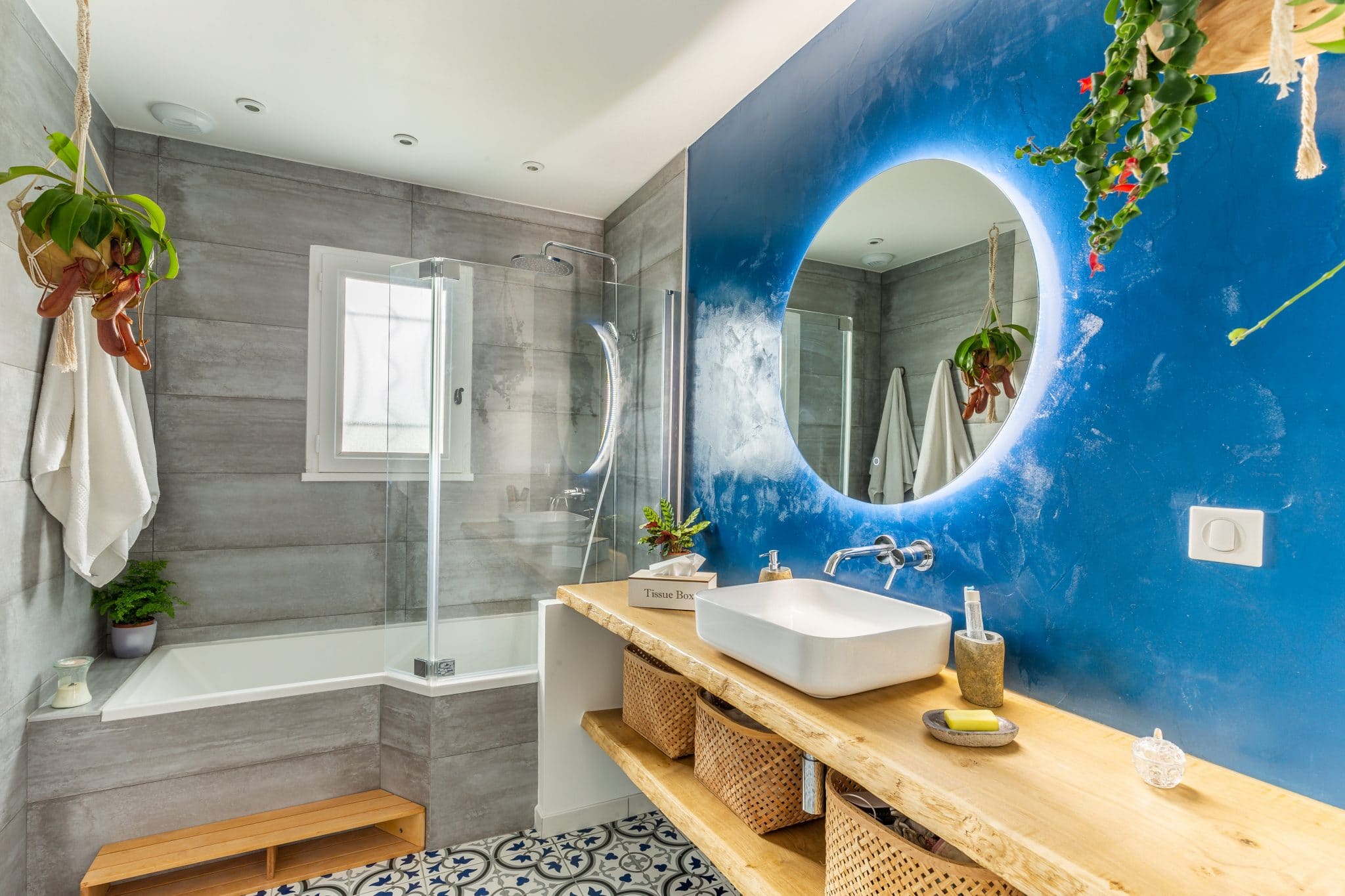 découvrez comment rénover votre salle de bain pour valoriser votre bien immobilier. conseils, astuces et solutions professionnelles pour une rénovation réussie et rentable.