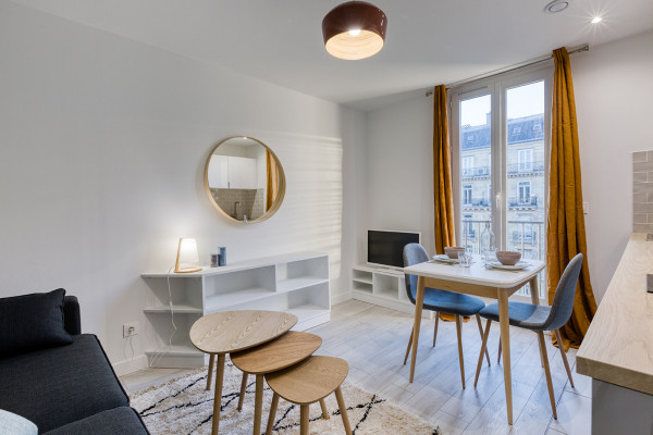 découvrez nos solutions sur-mesure pour la rénovation de votre t2 à paris : conseils, travaux, optimisation d'espace et design moderne pour valoriser votre appartement.