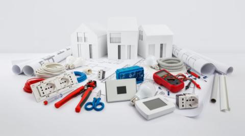 découvrez nos conseils pratiques pour rénover l'électricité d'un appartement ancien en toute sécurité. normes, étapes clés et astuces pour moderniser votre installation électrique facilement.