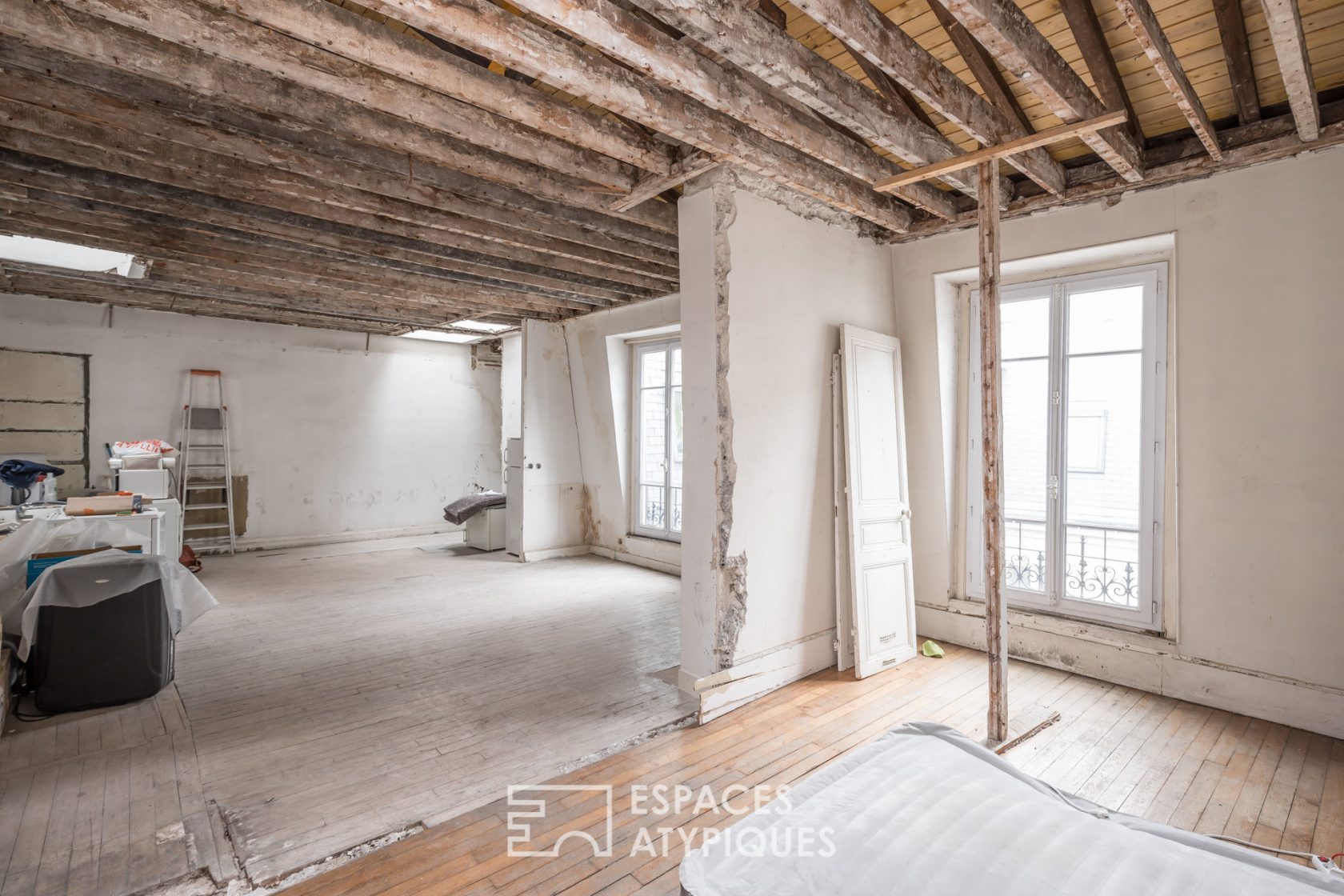 découvrez tous nos conseils et astuces pour rénover un appartement à paris : démarches, prix, idées déco et accompagnement pour réussir votre projet de rénovation dans la capitale.