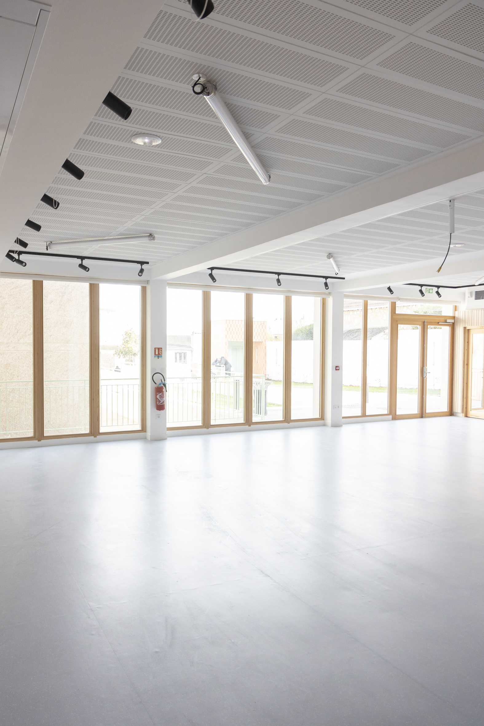 découvrez des idées et conseils pour aménager une salle de bain moderne à fontenay-aux-roses. inspirez-vous de designs tendances et optimisez votre espace avec des solutions élégantes et fonctionnelles.