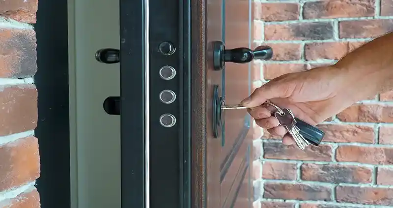 besoin d’un serrurier en urgence à garches ? intervention rapide 24h/24 et 7j/7 pour vos dépannages, ouvertures de porte et changements de serrure. devis gratuit.