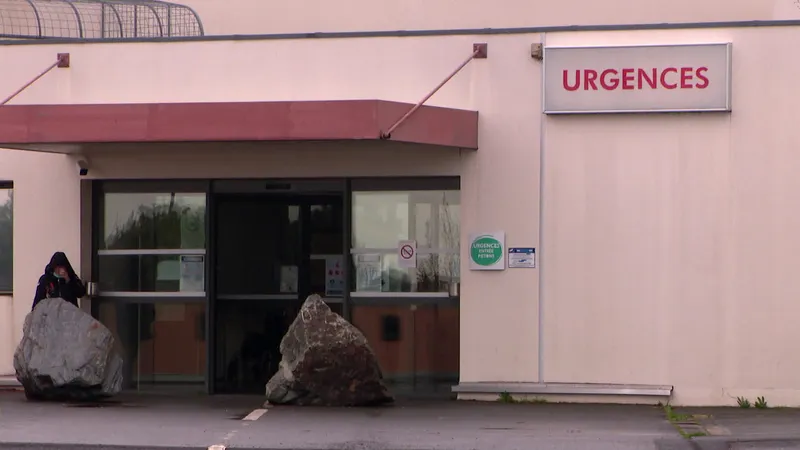 dépannage rapide pour vos urgences de clé à fontenay : ouverture de porte, remplacement de serrure, intervention 24h/24 et 7j/7 par un serrurier professionnel.