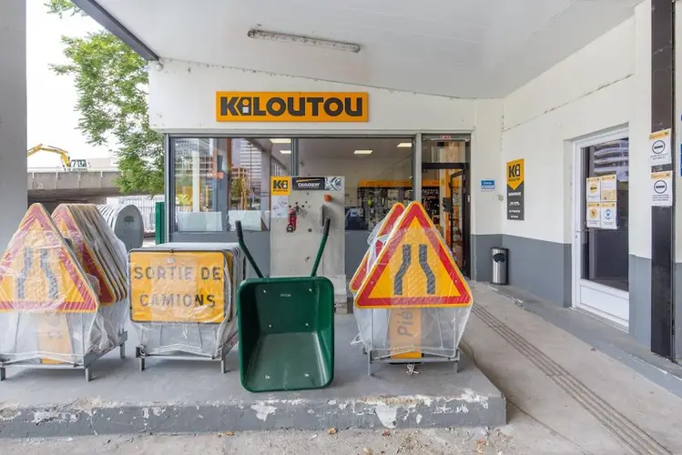 découvrez les coûts des matériaux de construction à puteaux : prix, conseils et estimation pour vos projets immobiliers ou de rénovation dans la région.