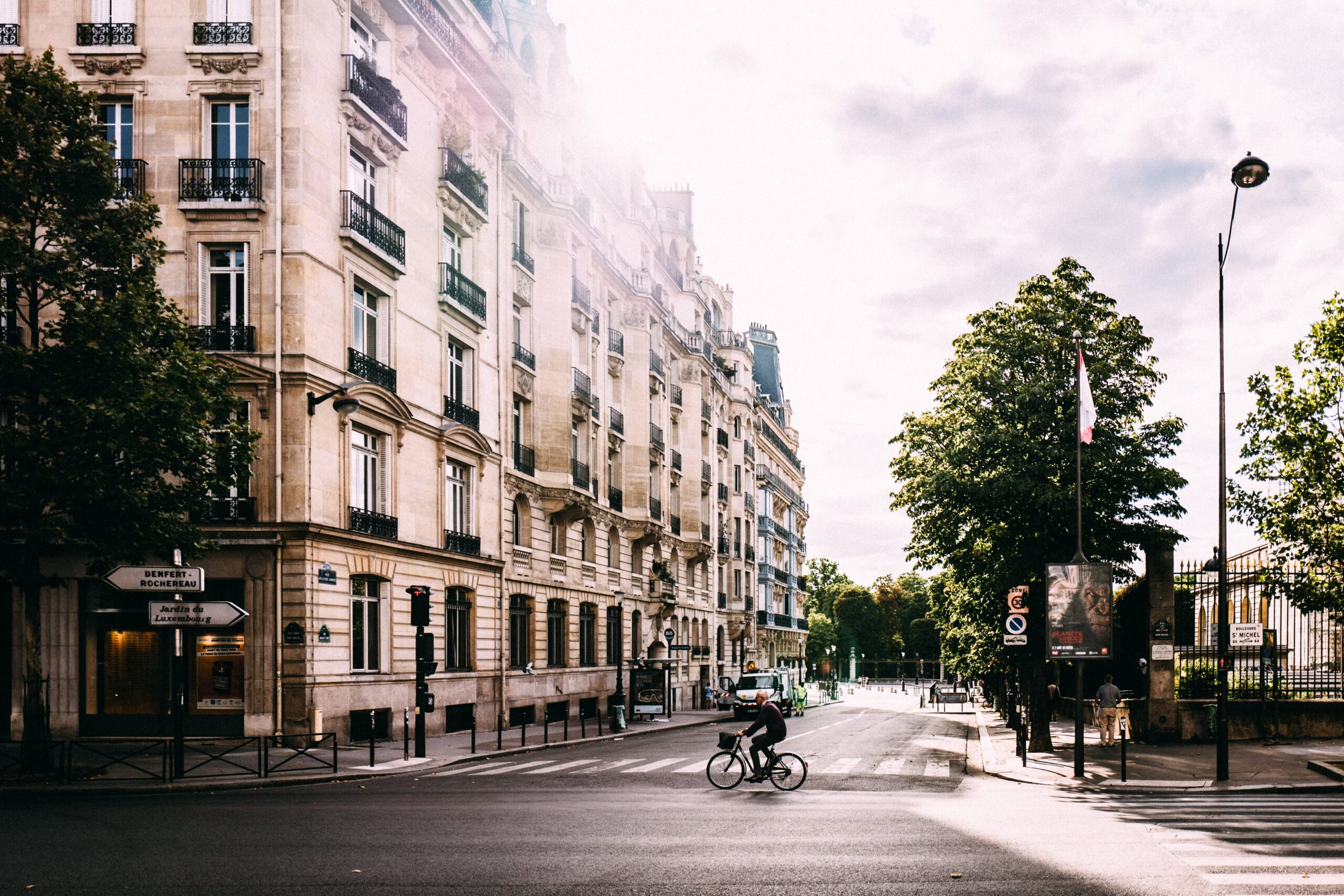 découvrez les coûts moyens de rénovation d’un appartement à paris en 2025 : budget, prix au m², conseils et estimation selon l’ampleur des travaux pour réussir votre projet immobilier.
