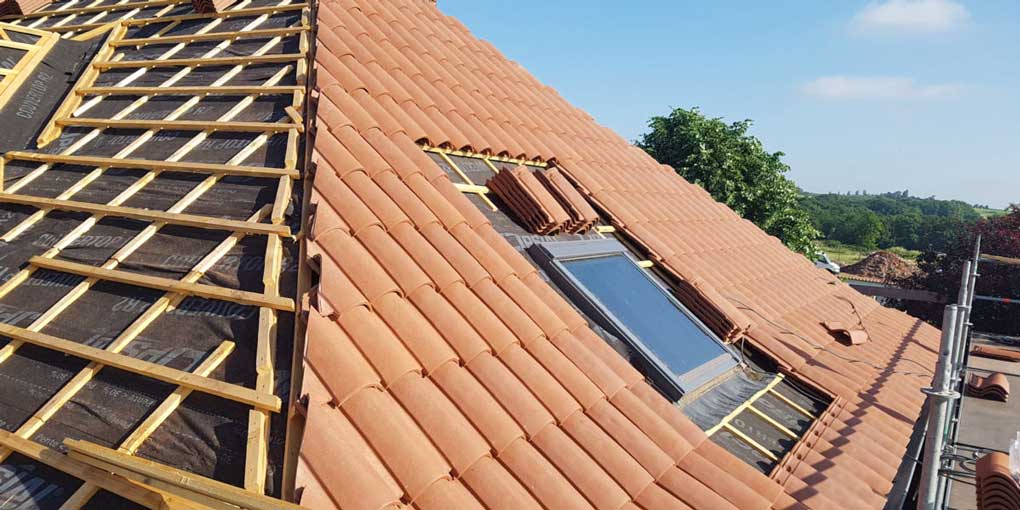 découvrez des solutions de couverture toiture économiques pour protéger votre maison tout en maîtrisant votre budget. profitez de conseils et de matériaux de qualité à prix abordable.