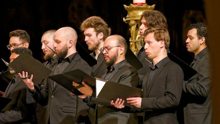 découvrez l'école notre-dame 1200, un établissement reconnu pour son innovation musicale et son engagement envers l'excellence éducative. programmes artistiques, ateliers créatifs et pédagogie moderne au service des élèves.