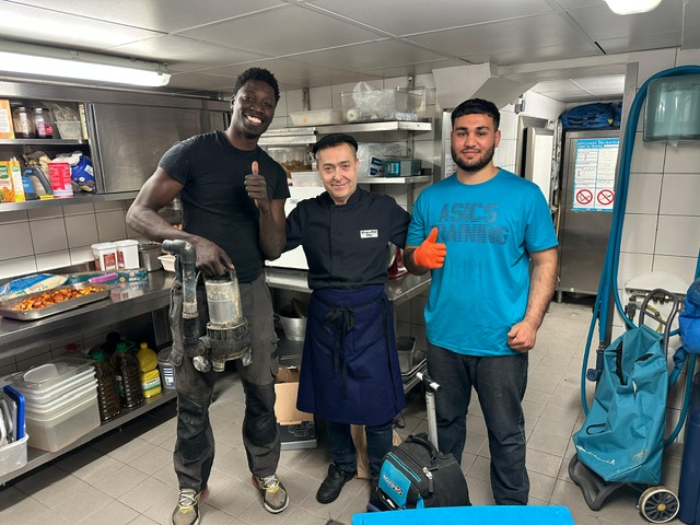 plombier expert à paris et en île-de-france, offrant des services rapides et professionnels pour tous vos besoins en plomberie : dépannage, installation et entretien.