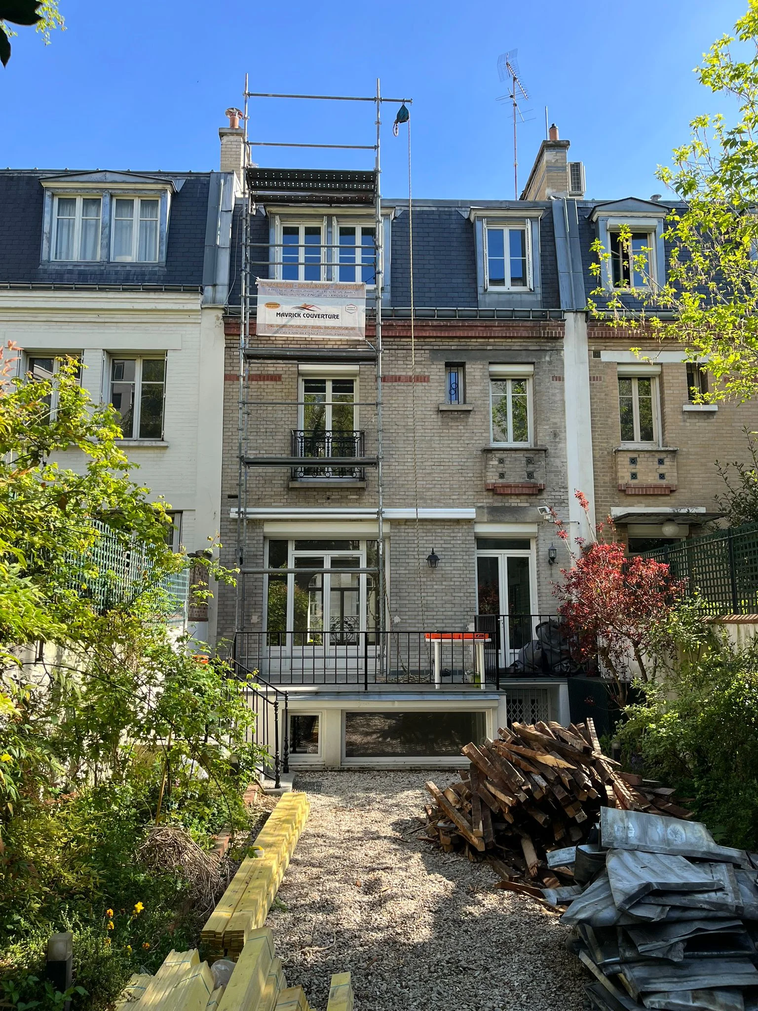 spécialistes de la rénovation de villa à saint-cloud, nous transformons votre espace en alliant élégance et modernité. obtenez un devis personnalisé pour une rénovation sur-mesure adaptée à vos besoins.