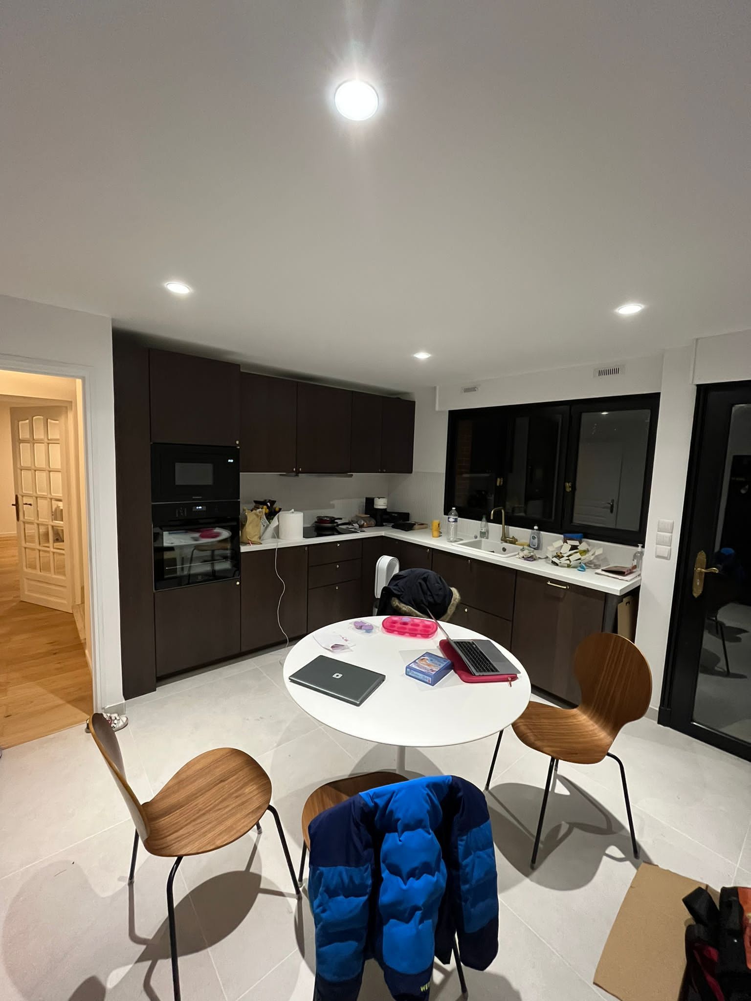 confiez vos rénovations de maison dans le 94 à des experts qualifiés. devis gratuit, travaux sur mesure et accompagnement personnalisé pour rénover votre intérieur ou extérieur.