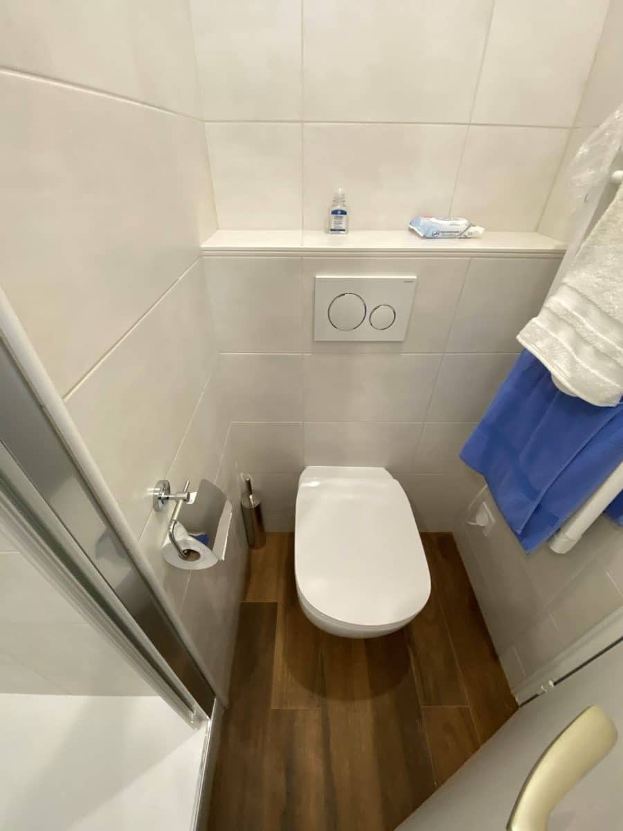 transformez votre salle de bains à paris avec nos services de rénovation de qualité. design moderne, matériaux durables et expertise locale pour un espace unique et fonctionnel.