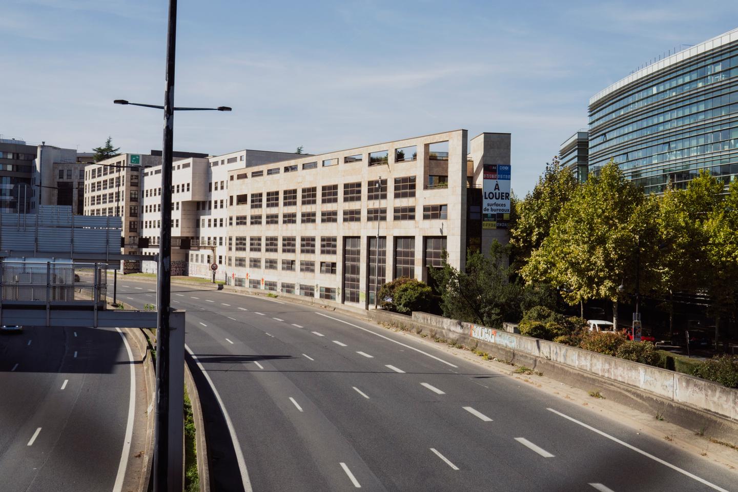 découvrez comment la transformation d'immeubles en hôtels contribue à aggraver la pénurie de logements à paris, impactant le marché immobilier local et les habitants.