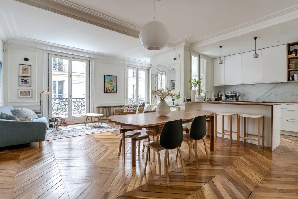 expert en rénovation d'appartements dans le 13e arrondissement de paris, offrant des services de qualité pour transformer votre intérieur.